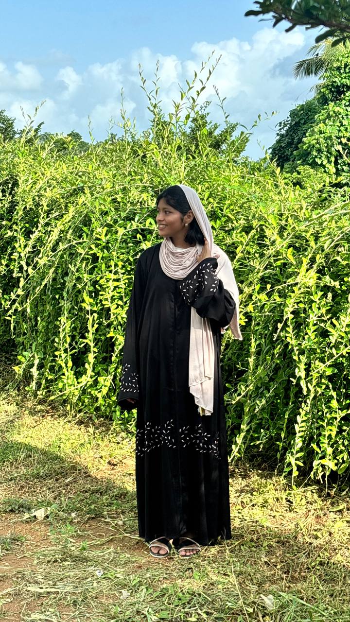 ABAYA SONE WITH EMBROIDERY TIKTOK 1019