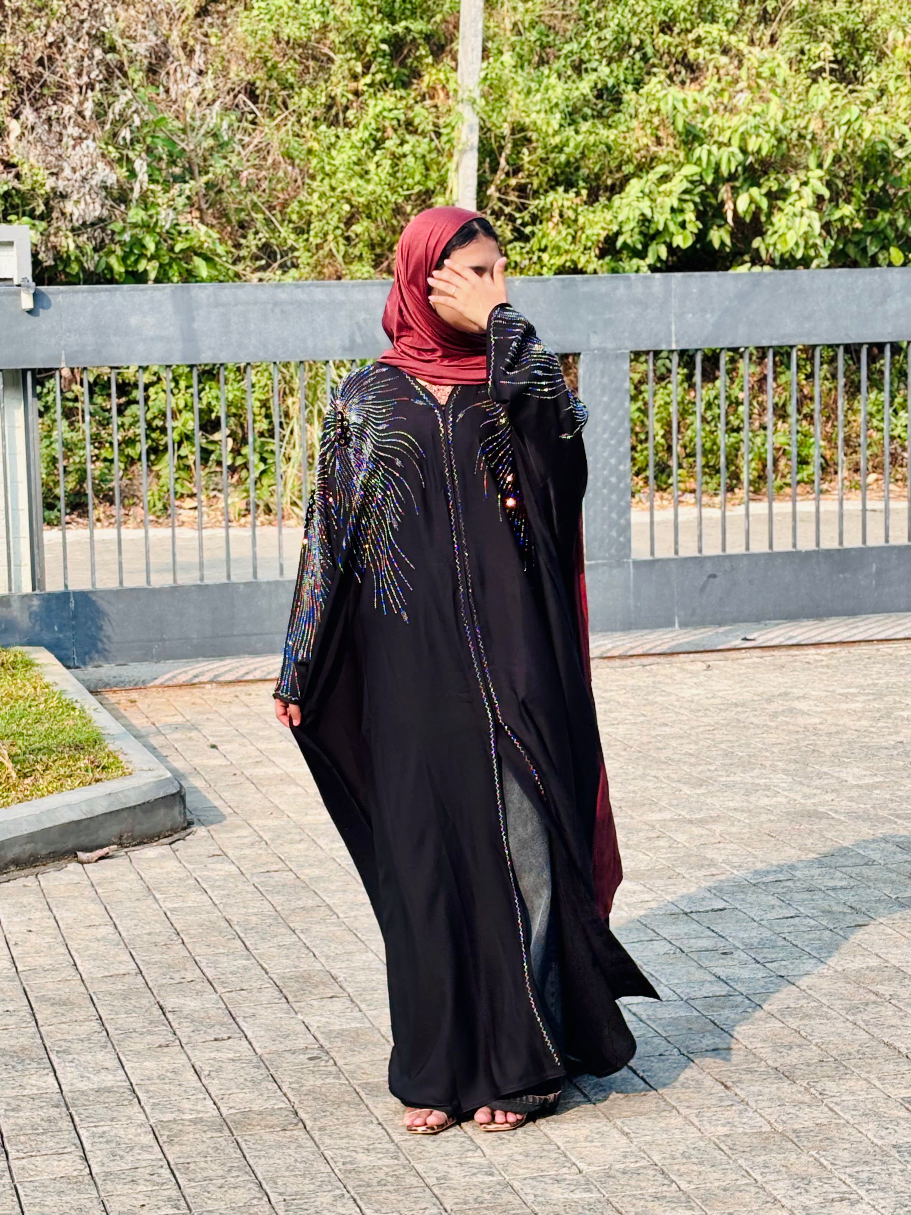 Imported Black Stone Abaya ! jaihoon
