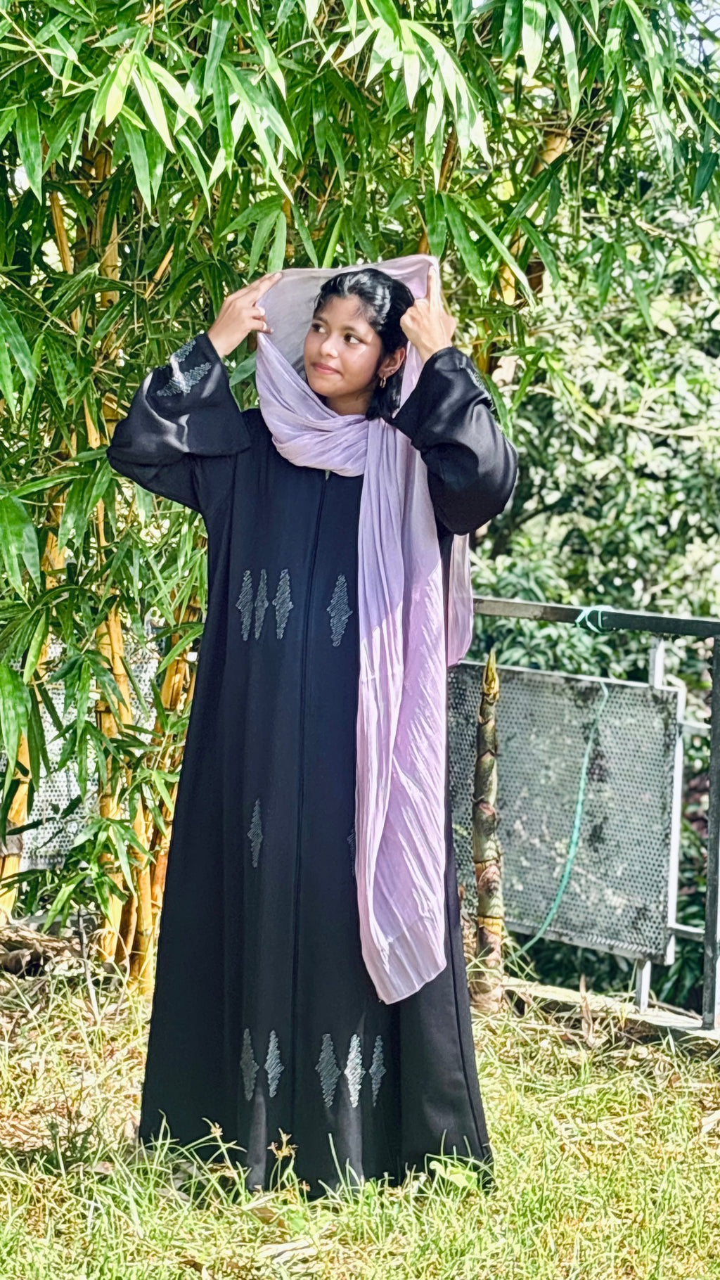 BLACK THREAD WORK ABAYA