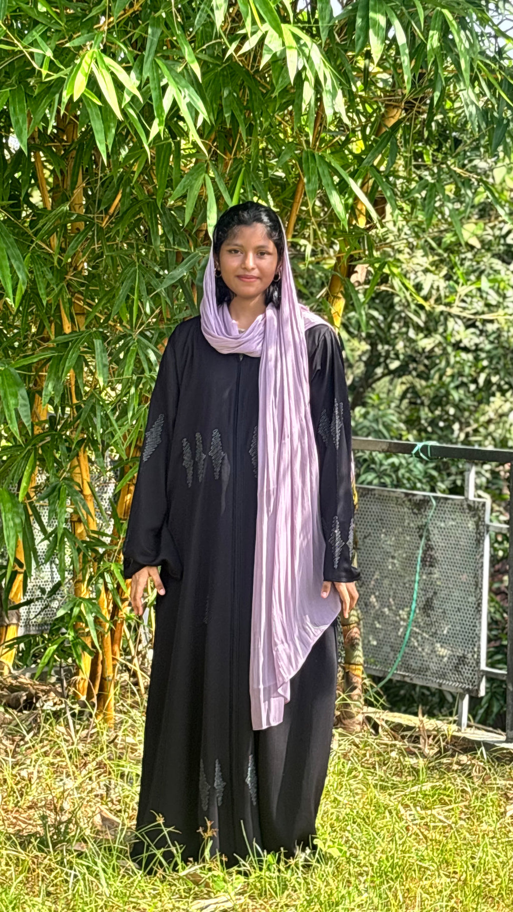BLACK THREAD WORK ABAYA
